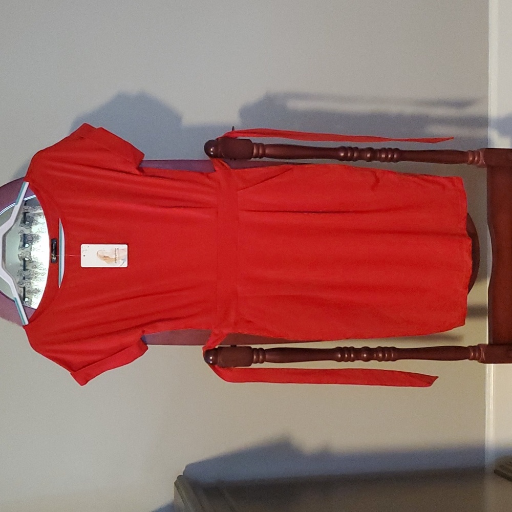 NWT Red Dress with Pockets, Tie Front size M